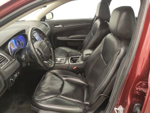 Used 2020 Chrysler 300 Limited image 17