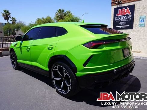 Used 2021 Lamborghini Urus AWD/4WD image 4