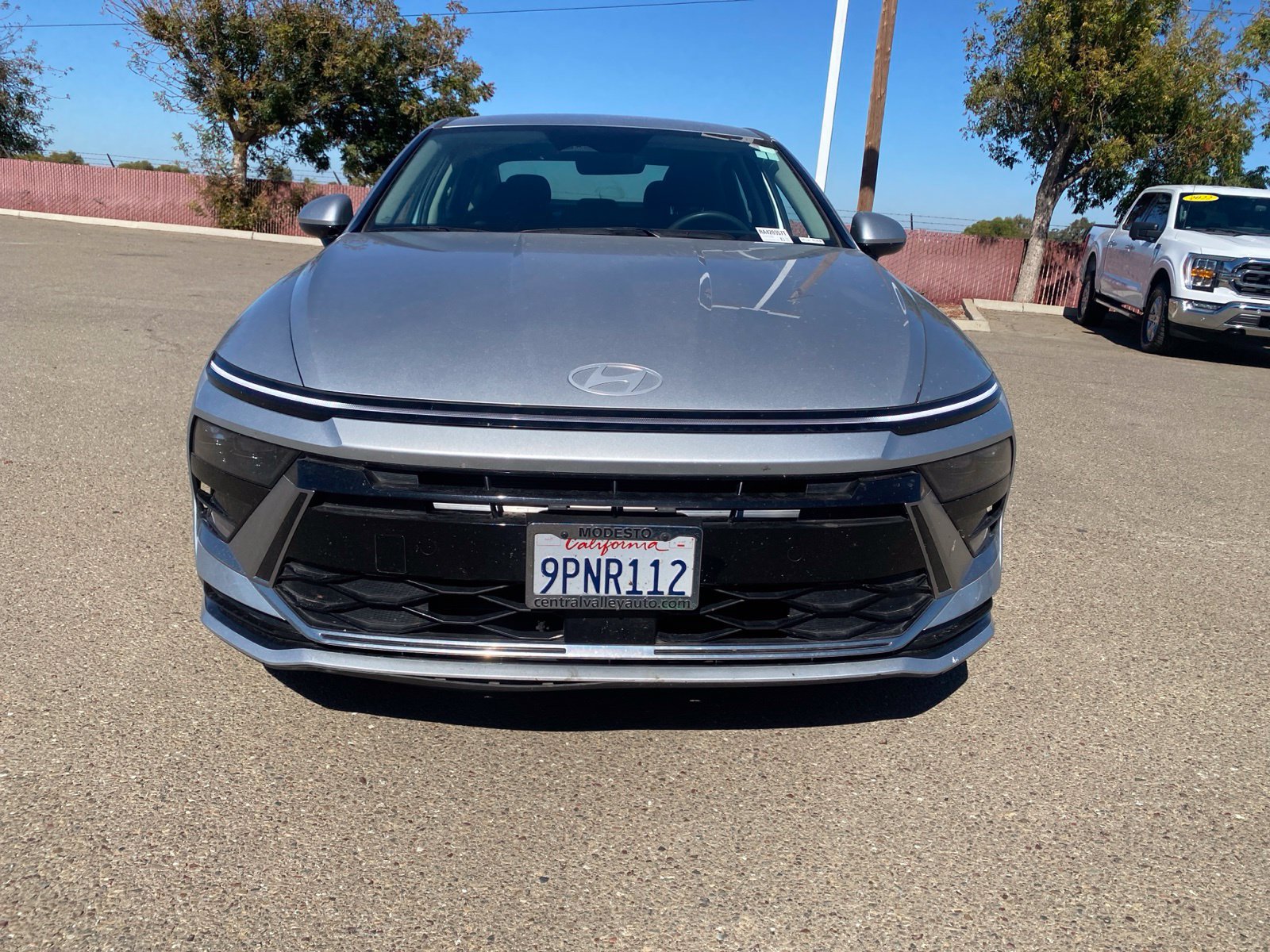 Used 2024 Hyundai Sonata SEL FWD image 2