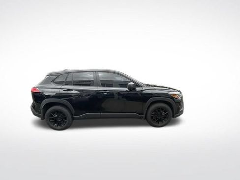 Used 2024 Toyota Corolla Cross L AWD/4WD image 2