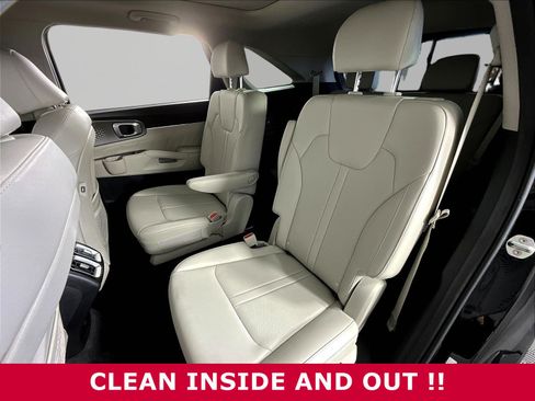 Used 2023 Kia Sorento SX FWD image 22
