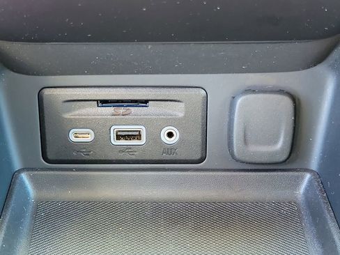 Certified 2024 GMC Terrain SLT w/ LPO, Floor Liner Package image 33