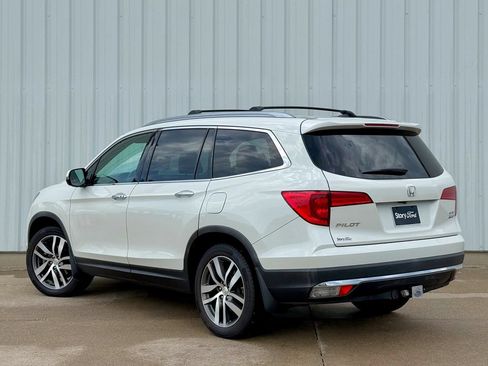 Used 2016 Honda Pilot Elite image 4