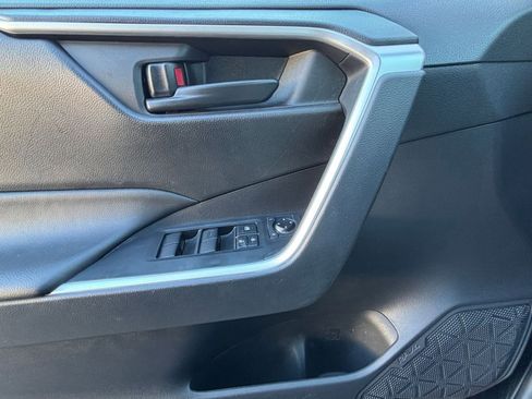 Used 2025 Toyota RAV4 LE image 20