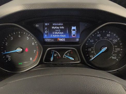 Used 2018 Ford Focus Titanium image 23