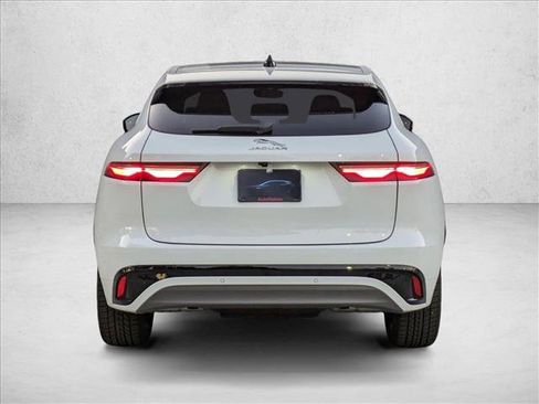Used 2025 Jaguar F-PACE R-Dynamic S AWD/4WD image 8