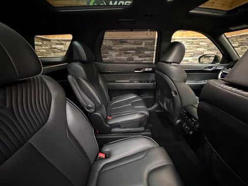 Used 2023 Hyundai Palisade Calligraphy w/ Cargo Package image 32