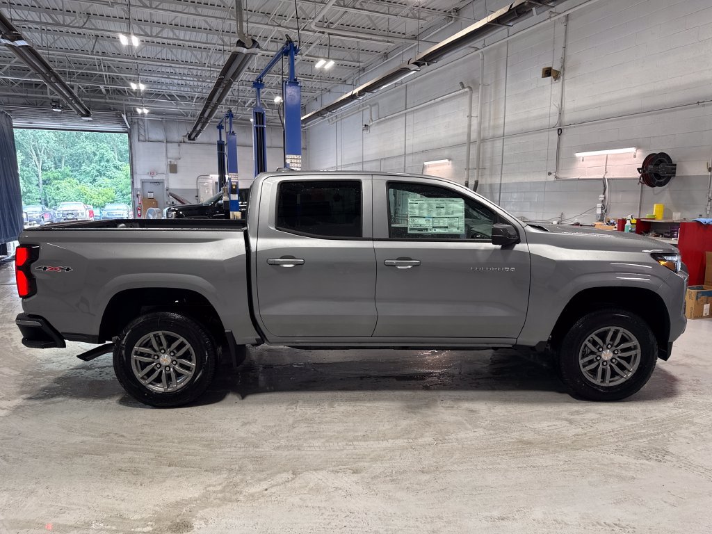 New 2026 Chevrolet Colorado LT w/ LT Convenience Package AWD/4WD image 43