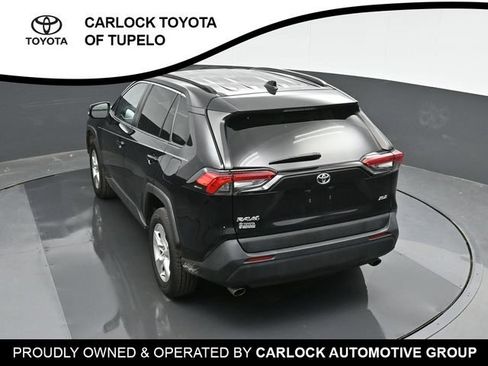 Used 2021 Toyota RAV4 XLE FWD image 35