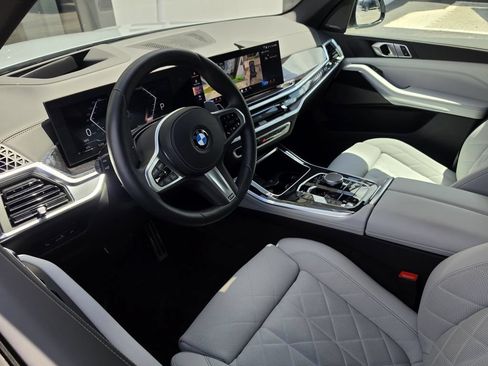 Used 2026 BMW X5 sDrive40i w/ M Sport Package RWD image 18