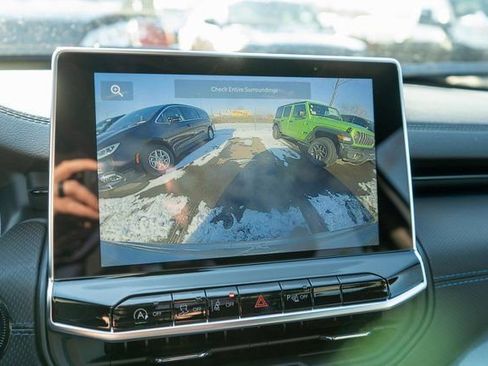 New 2026 Jeep Compass Limited image 21