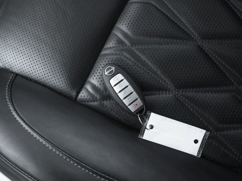 Used 2022 Nissan Rogue Platinum w/ Head-Up Display Package image 45