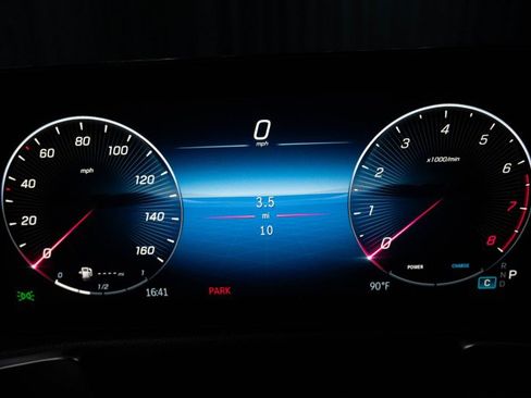 New 2026 Mercedes-Benz GLB 250 image 24