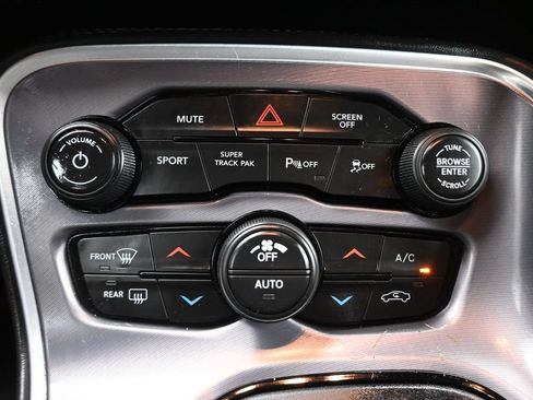 Used 2019 Dodge Challenger GT w/ Plus Package RWD image 20