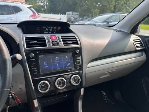 Used 2018 Subaru Forester 2.5i Premium AWD/4WD image 14