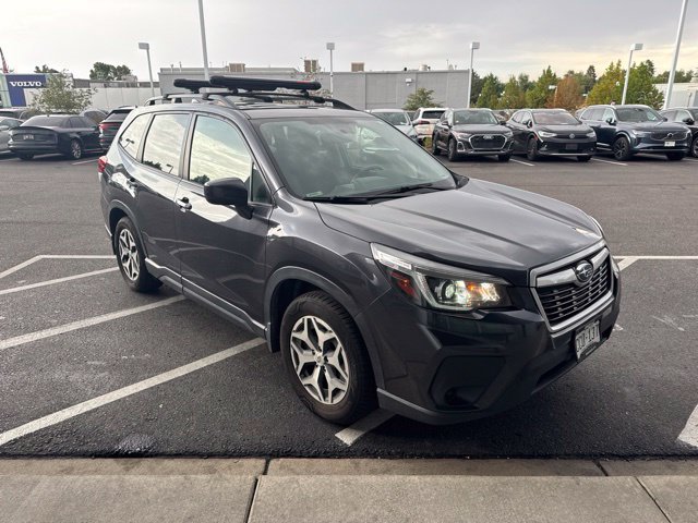 Used 2019 Subaru Forester Premium AWD/4WD image 2