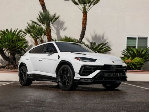 Used 2024 Lamborghini Urus S AWD/4WD image 48