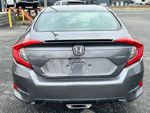 Used 2019 Honda Civic Sport image 6