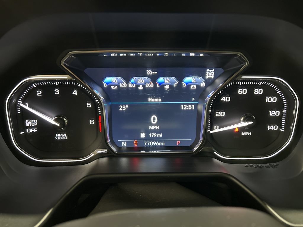 Used 2021 GMC Yukon XL SLT AWD/4WD image 24