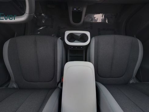 Used 2024 Hyundai Ioniq 5 SEL RWD image 27