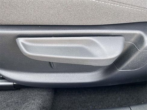 New 2025 Kia K4 LXS image 25