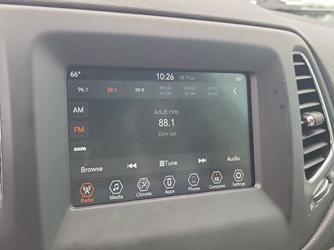 Used 2020 Jeep Compass Latitude w/ Safety & Security Group FWD image 27