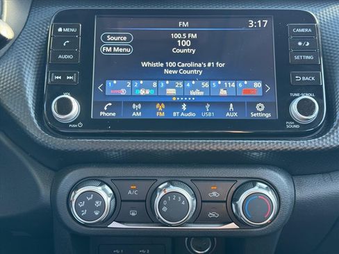 Certified 2024 Nissan Kicks SV image 21