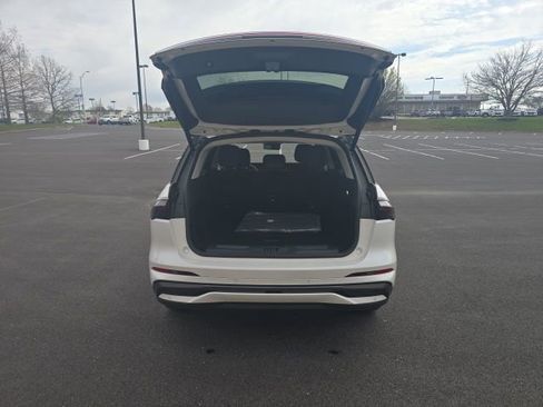 New 2026 Lincoln Nautilus Reserve w/ Jet Appearance Package image 11