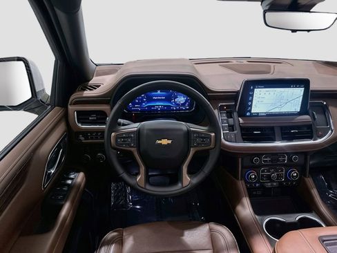 Used 2024 Chevrolet Tahoe High Country AWD/4WD image 24