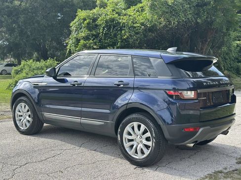 Used 2019 Land Rover Range Rover Evoque SE AWD/4WD image 12