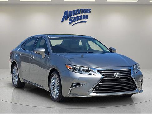 Used 2016 Lexus ES 350 w/ Premium Package w/Wood Trim FWD image 1