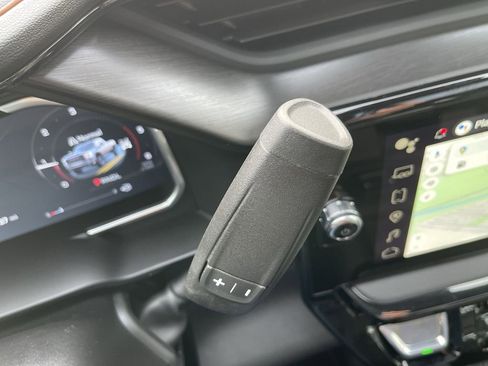 New 2026 GMC Sierra 3500 AT4 image 16