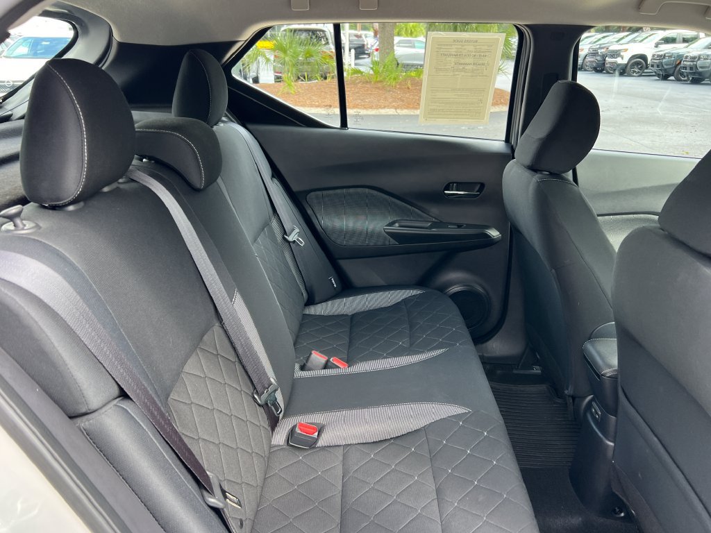 Used 2020 Nissan Kicks SV FWD image 16