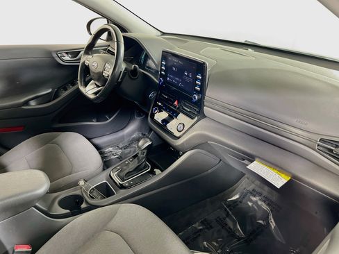 Used 2021 Hyundai Ioniq SEL FWD image 27