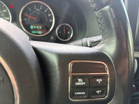 Used 2013 Jeep Wrangler Unlimited Sport image 18