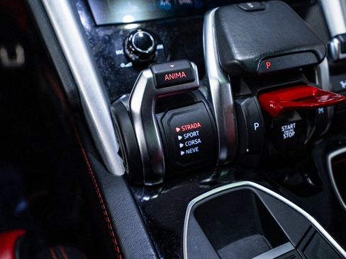 Used 2020 Lamborghini Urus image 57