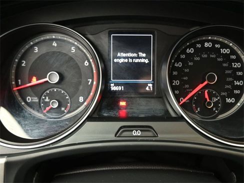 Used 2019 Volkswagen Atlas SE image 32