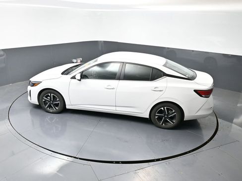 Used 2024 Nissan Sentra SV image 19