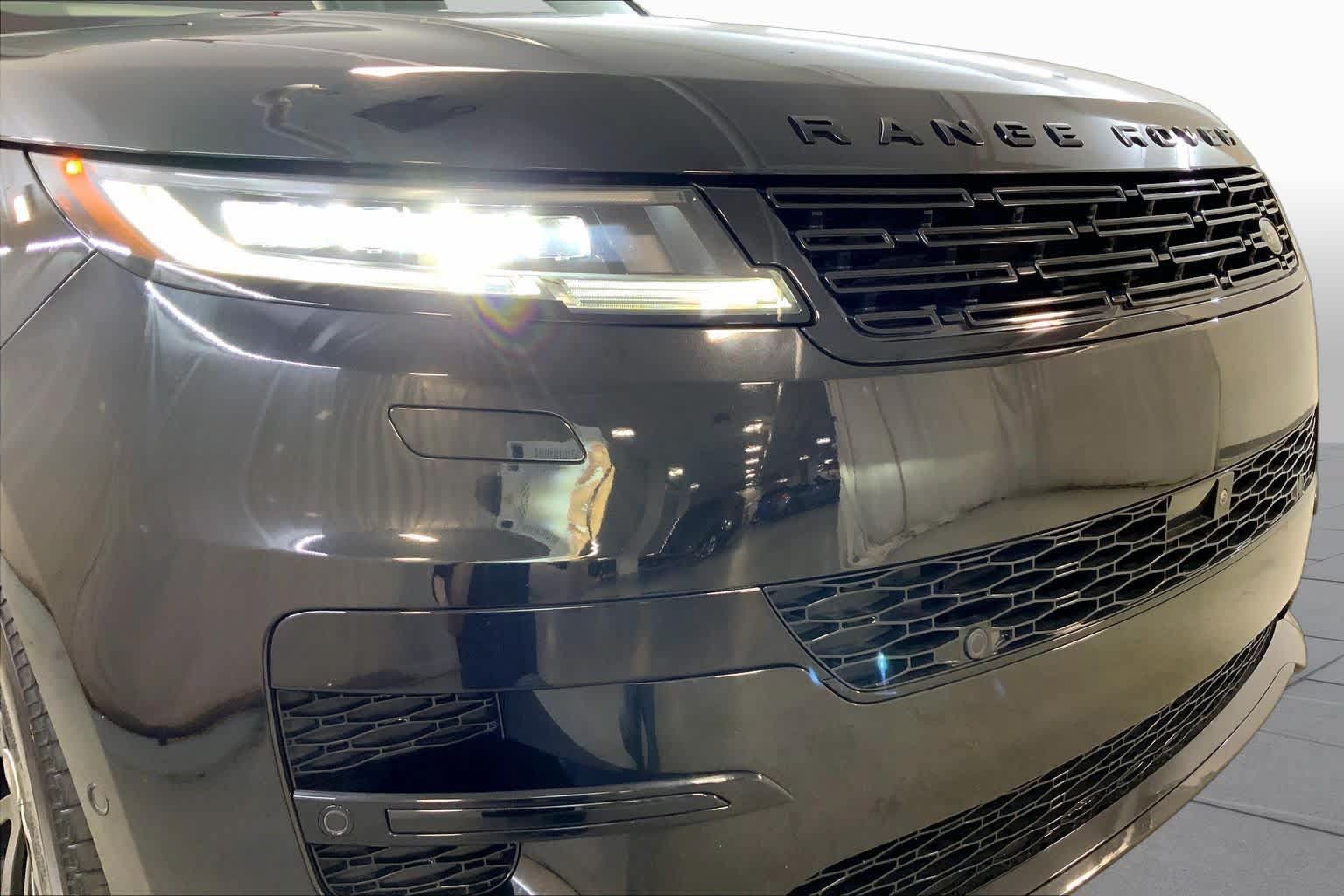 Used 2025 Land Rover Range Rover Sport Autobiography AWD/4WD image 32
