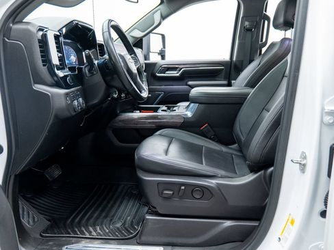 Used 2024 Chevrolet Silverado 2500 LTZ w/ LTZ Convenience Package AWD/4WD image 29
