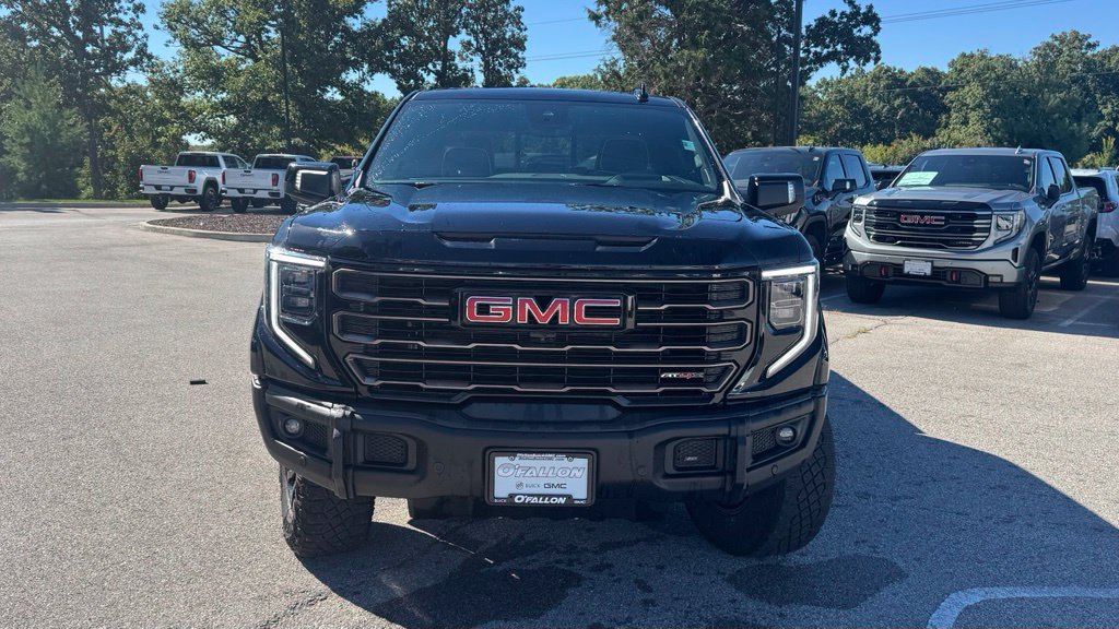 Used 2023 GMC Sierra 1500 AT4X AWD/4WD image 7