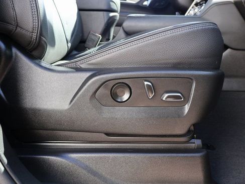 Used 2022 GMC Yukon Denali w/ Max Trailering Package AWD/4WD image 11
