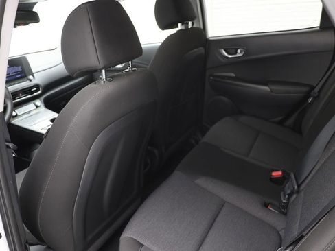 Used 2023 Hyundai Kona SE w/ Cargo Package image 11