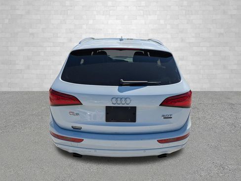 Used 2017 Audi Q5 2.0T Premium Plus w/ Technology Package image 3