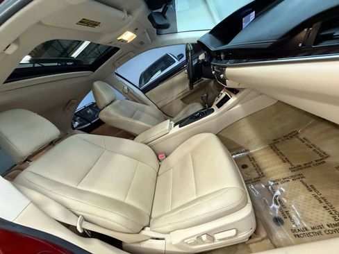 Used 2013 Lexus ES 350 w/ Premium Pkg FWD image 23