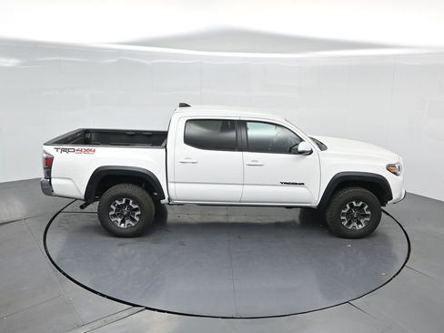 Used 2023 Toyota Tacoma TRD Off-Road image 42