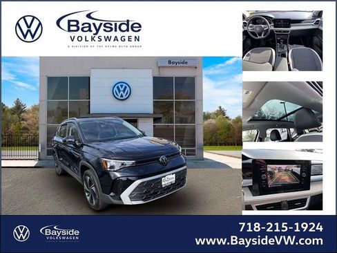 Used 2025 Volkswagen Taos SE AWD/4WD image 1