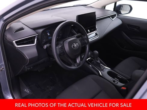 Used 2024 Toyota Corolla LE FWD image 3