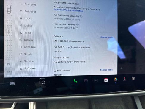 Used 2023 Tesla Model S AWD/4WD image 41