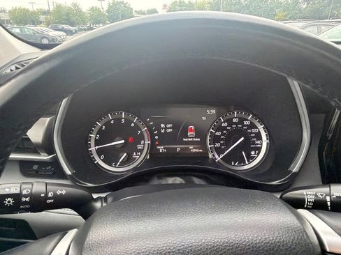 Used 2022 Toyota Highlander XLE AWD/4WD image 26